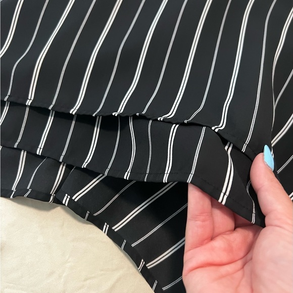 BP Tank Top Size Medium - Picture 3 of 3